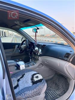 تۆیۆتا هایلاندەر